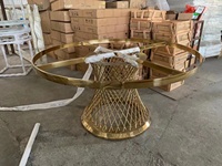 Table de mariage ronde en acier inoxydable doré avec plateau en marbre à vendre