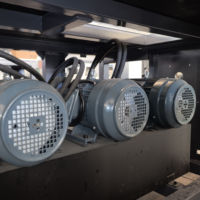 Processeur de barres omnibus trois-en-un à commande facile, équipement hydraulique à trois stations pour la fabrication de rangées de cuivre électriques