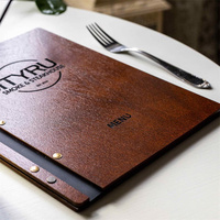 Carpeta de archivos de menú de cuaderno con cubierta de madera de bambú y correa de cuero de lujo personalizada para restaurante Hotel Wine Bar Promoción Comercial