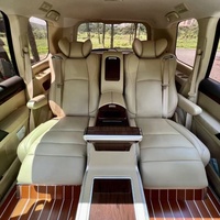 Asiento de coche SUV de lujo con reposabrazos para Land Cruise con sistema inteligente de pantalla táctil
