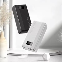 Charge rapide 20W, batterie externe portable haute capacité 50000mAh Li-Polymère noire pour téléphone