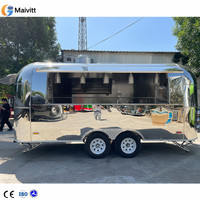 Remorque à café en acier inoxydable Camion de nourriture mobile Remorque de restauration rapide remorquable pour crème glacée Hotdogs Snacks Chips Piazza Trailer