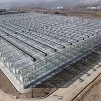 Serre agricole multi-chapelles GY GYG35 à économie d'énergie avec panneaux PC pour culture isolée