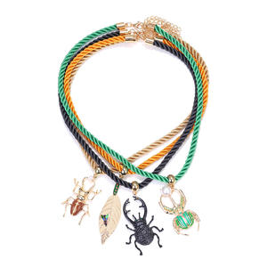 Kaimei 2026ファッションジュエリー重ね着カラフルなカブトムシの葉のペンダントセットネックレス多層ロープ昆虫革ペンダントネックレス - Product Image 2