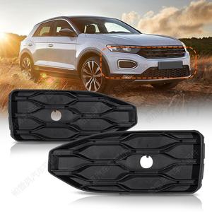 Encadrements de feux antibrouillard Volkswagen T-Roc 2018-2022 en ABS avec trou pour radar, garniture de pare-chocs avant - Product Image 1