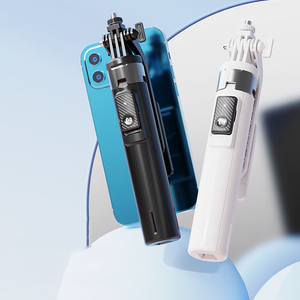 Trépied sans fil P135 pour téléphone et tablette avec lumière et microphone, perche à selfie longue avec télécommande et anneau lumineux - Product Image 3