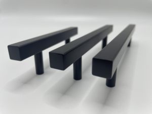 مقابض سحب مربعة من الفولاذ الأسود غير اللامع الحديثة لأثاث المطبخ وغرفة النوم - Product Image 2