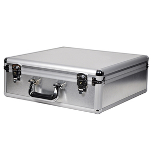 กล่องใส่การ์ดสำหรับเล่นกีฬามีแผ่นพื้น4แถวทำจากอะลูมิเนียมสีดำ - Product Image 3