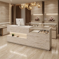 Comptoir de réception de bijouterie en placage de bois, comptoir de caisse avec vitrine, présentoir à bijoux et bureau d'accueil