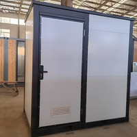 Remorque de toilettes portable de luxe moderne en panneaux sandwich écologiques avec une durée de vie de 20 ans pour usage hôtelier