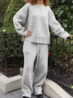 Ensemble tricoté 2 pièces personnalisé pour femme : pull col rond à manches longues et pantalon large – Tenue décontractée OEM ODM Fournisseur de marques privées