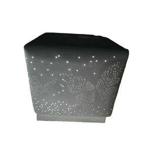 Nuevo Taburete Luminoso de Hormigón Translúcido con Forma de Mariposa, Asiento para Exteriores con Respaldo, Personalizable - Product Image 3