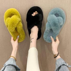 Vente en gros de sandales en peluche végan bouclées en <span class=keywords><strong>fourrure</strong></span> de renard de couleur pour femmes, sandales d'intérieur en peluche en fausse <span class=keywords><strong>fourrure</strong></span> moelleuse à la mode - Product Image 6