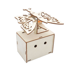 Rompecabezas <span class=keywords><strong>de</strong></span> Mariposa <span class=keywords><strong>de</strong></span> <span class=keywords><strong>Madera</strong></span> con Manivela, Rompecabezas 3D STEM, Juguete Educativo <span class=keywords><strong>de</strong></span> Ensamblaje Mecánico para Niños <span class=keywords><strong>de</strong></span> 2 a 4 Años - Product Image 3