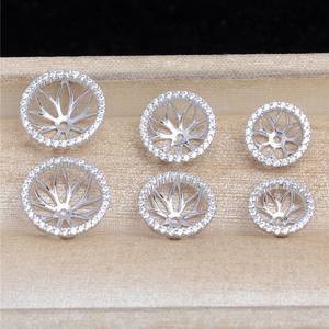 ถาดเงินแท้ S925 ลายดอกทานตะวัน พร้อมเข็มต่างหู รุ่น 5508 สำหรับใส่เครื่องประดับ-ขนาด 8 มม. 10 มม. 12 มม. - Product Image 2