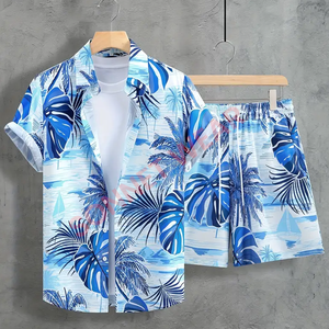 Ropa de playa cómoda para hombres con diseño elegante y tela de secado rápido perfecta para nadar y relajarse - Product Image 4