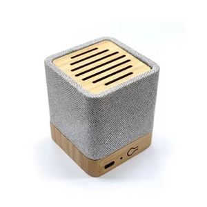 Altavoz Promocional de Regalo de Navidad, Altavoz Inalámbrico de Tela RPET, Altavoz Portátil de Material de Corcho y Bambú que Reproduce Música con Sonido Potente - Product Image 1