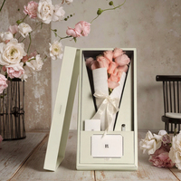Boîte cadeau rigide en carton gris de luxe avec estampage à chaud en forme de rose, emballage cadeau personnalisé pour la Saint-Valentin, livraison JC