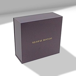 Caja de Regalo Magnética Plegable de Cartón Rígido con Logotipo Impreso Personalizado, Laminación Mate y Embalaje Reciclable - Product Image 1