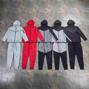 Top Windrunner Teknolojisi Erkek Sonbahar Spor Giyim Baskılı Hızlı Kuruyan Sokak Stili Logolu Kapüşonlu Üst ve Eşofman Altı - Product Image 1