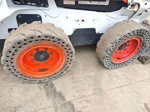 รถตักดินใช้ S550 S650บ๊อบแคท S300สภาพเดิม - Product Image 4