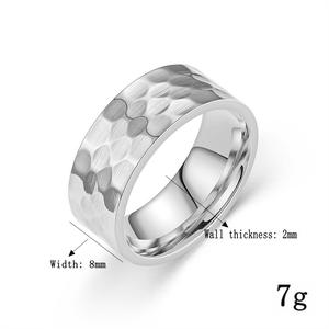 Fine Sculpture Rétro Vintage En Acier Inoxydable Hommes Bagues 8MM Épais De Luxe <span class=keywords><strong>Or</strong></span> Irrégulier <span class=keywords><strong>Poinçon</strong></span> Motif Décompression Anneau - Product Image 6