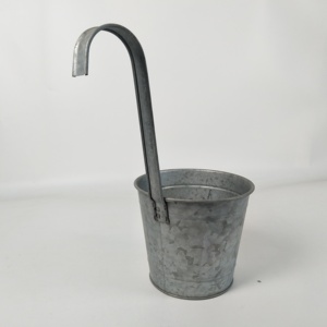 Pots suspendus en métal galvanisé de style cowboy de campagne <span class=keywords><strong>Support</strong></span> Logo personnalisé et utilisation de couleur personnalisée pour clôture de jardin de balcon - Product Image 2