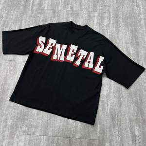 Camiseta de gran tamaño con hombros caídos, fabricante de camisetas de algodón pesado con estampado cuadrado, ropa de calle personalizada, camiseta gráfica para hombres - Product Image 3