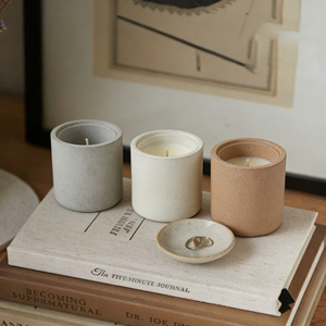 Ventes en gros de pots à bougies en béton ronds gravés avec logo personnalisé, pots à bougies en béton avec couvercle, étiquette privée personnalisée, pot à bougie parfumée en béton - Product Image 4