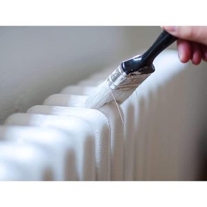 Peinture Vernifer Caloriferi Satin White Enamel 500 ml résistante aux hautes températures pour radiateurs - Product Image 3