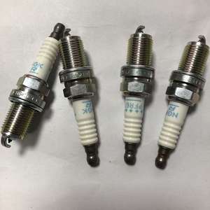 EMPAQUETADO ELECTRÓNICO - 4 Piezas por Paquete - Apto para Bujías de Platino NGK para Land Rover Range Rover I PFR6Y - Product Image 3