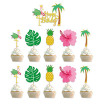 Décorations de fête d'anniversaire hawaïennes avec bannière, ballons, et décoration de gâteau pour les anniversaires Luau, les fêtes d'été tropicales et les barbecues.