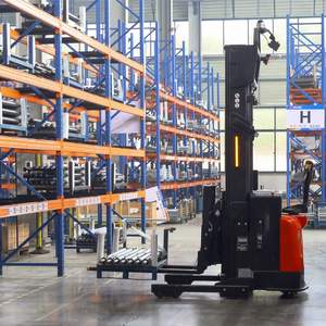 XQE122 AMR (Autonomous Mobile Robot) Dalam Ruangan, Bergerak Maju, Kapasitas Angkut 1200kg & Tinggi Angkat 5500mm untuk Gudang dengan Kepadatan Tinggi, EP AGV - Product Image 1