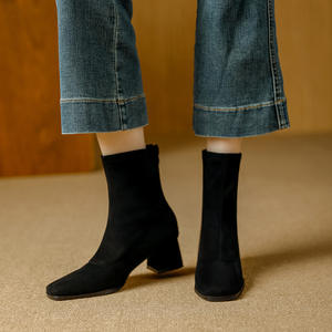 Bottines mi-mollet élégantes et polyvalentes pour femmes en automne et en hiver avec talons épais - Product Image 2