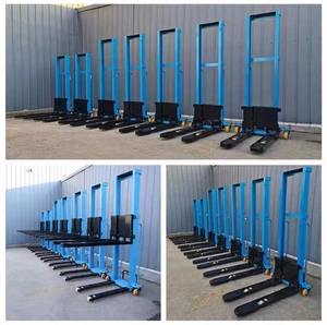 Montacargas Hidráulico Pequeño de 500 Kg/1000 kg de Capacidad, con Control Remoto Manual y Diseño Portátil para Espacios Reducidos, Montado en Camión - Product Image 3