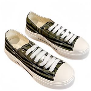 Zapatos de Diseñador 2026, Zapatos de Lona con Logotipo Personalizado de Alta Calidad, Zapatos de Hombre - Product Image 3