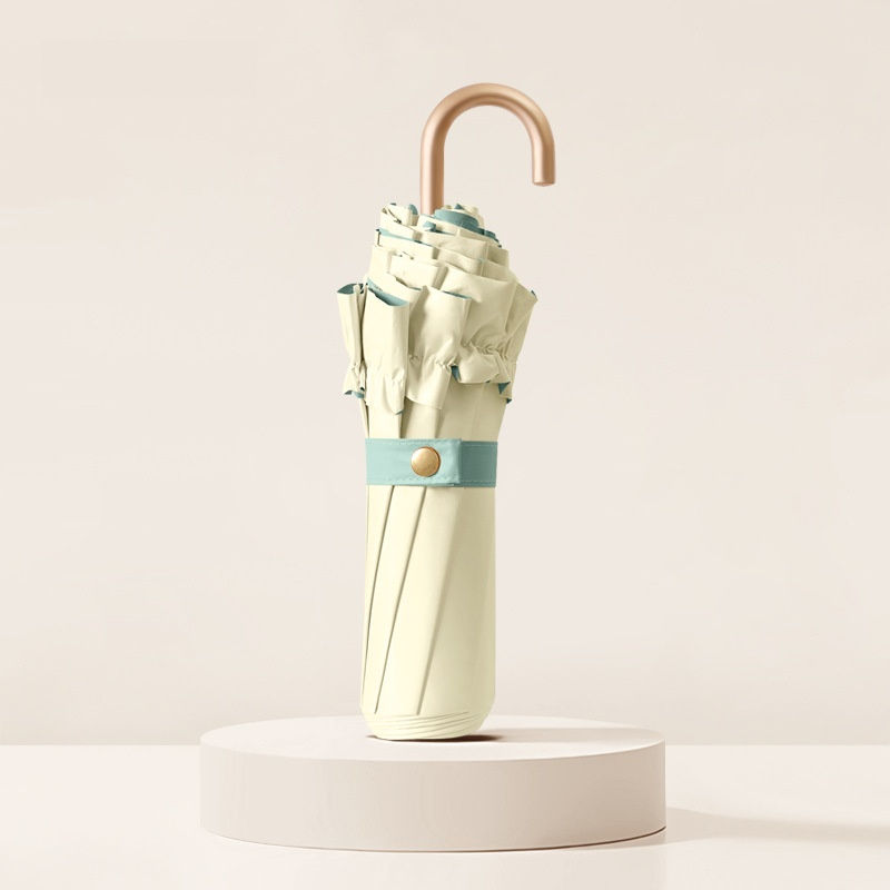 สีเขียวอ่อน