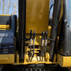 L'excavatrice Caterpillar 320D haute performance du Japon a utilisé du matériel de construction avec des composants de moteur et de pompe à noyau - Product Image 2