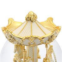 Nouveau produit Noël 2025 150MM Merry-Go-Round Globe d'eau musical pour Noël