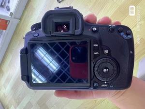 EOS 7D+Objektiv 24-105mm Original Canon Gebrauchte Kamera DSLR Professionelle Digitalkamera mit Akku und Ladegerät - Product Image 5