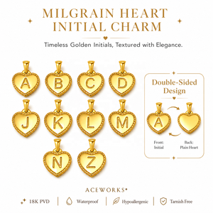 Colgante con inicial de corazón estilo Milgrain |   Colgante de Letra del Alfabeto de Doble Cara, Chapado en Oro PVD de 18K, en Acero Inoxidable |   Resistente al agua y duradero - Product Image 1