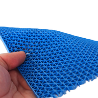 Chine Ventes directes d'usine Tapis en PVC S à usage intensif pour salle de bain/piscine Tapis imperméable anti-dérapant Tapis de sol par rouleau