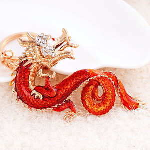 Délicat créatif goutte d'huile Dragon suspendu porte-clés émail rouge chinois Dragon forme porte-clés pour voiture - Product Image 6