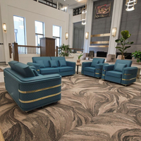 Canapé sectionnel Majlis élégant et élégant pur arabe Ensemble de meubles de salon en cuir véritable avec lit en bois et tissu pour appartement