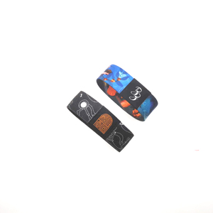 สายรัดข้อมือยางยืด RFID NFC สำหรับสินค้าส่งเสริมการขาย แบบกำหนดเองได้ พร้อมโลโก้ - Product Image 4