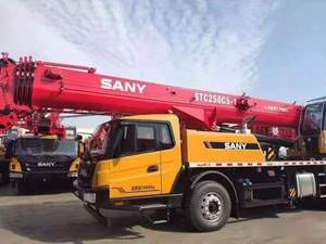 Grúa Camión <span class=keywords><strong>SANY</strong></span> Usada de 55 Toneladas con Motor Weichai, Caja de Cambios, Motor y Rodamientos - Altura de Elevación de 62.5m - Product Image 2