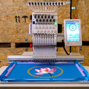 Máquina de Bordar Automática Computarizada de Una Cabeza para Uso Doméstico con Motor de 1200 RPM - Product Image 3