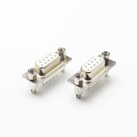 Connecteur D-Sub à densité standard, 15 circuits, mâle droit, avec coupelle de soudure, plaqué or, hauteur 10,9 mm