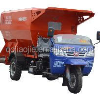 Трехколесный дизельный разбрасыватель