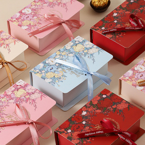 <span class=keywords><strong>Boîte</strong></span> cadeau souvenir de style livre, impression de fleurs de rose, <span class=keywords><strong>boîte</strong></span> en carton rigide plus épaisse, poignée, fermeture magnétique pour l'emménagement, le mariage - Product Image 2